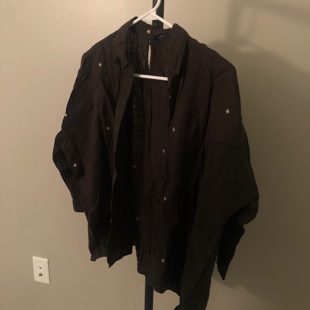 Zara khaki button up with stars